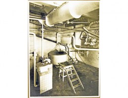 oude foto leeuw bier 1937 technische kelder